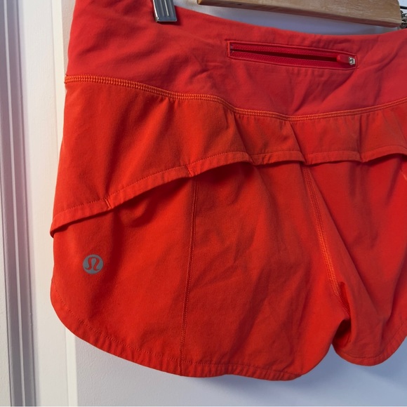 Lululemon Speed Up Short 2.5" size 8 - Picture 9 of 12